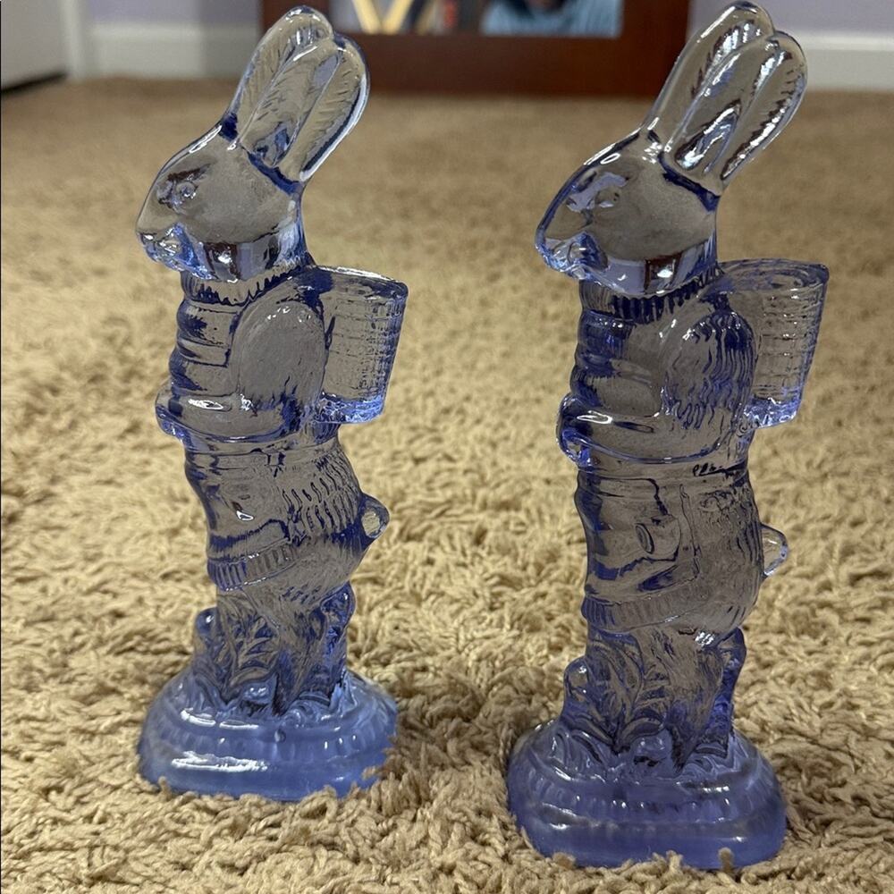 Vintage Amethyst Collectible Glass Rabbit Figurines
